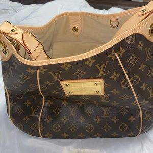 Louis Vuitton Monogram Galliera PM